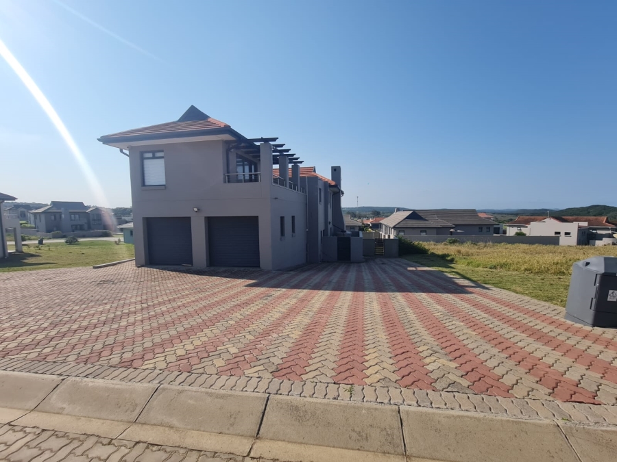4 Bedroom Property for Sale in Kidds Beach Eastern Cape